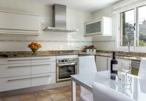Buger Villa Sleeps 5 With Air Con And Wifi
