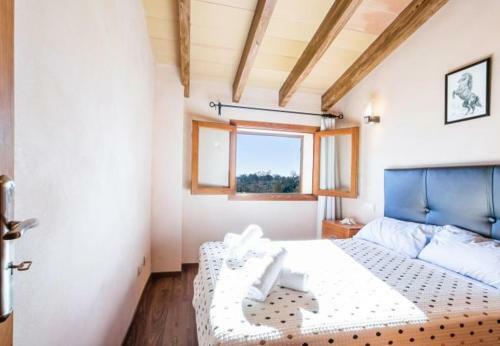 Buger Villa Sleeps 8 With Pool Air Con And Wifi