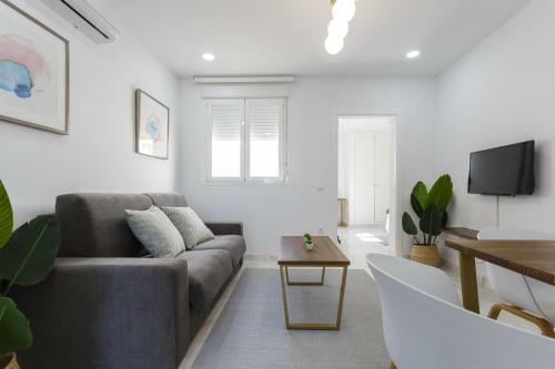 Apartamentos La Brujula By Cadiz4rentals