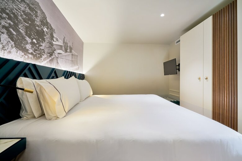 Hotel Tandem Torres de C�diz Suites