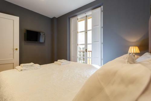 Almas Apartments By Cadiz4rentals