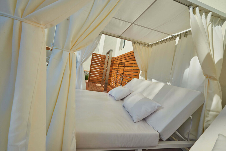 Hotel Girasol