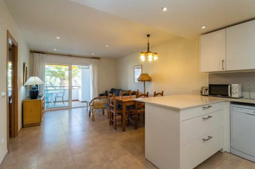 Calella de Palafrugell Apartment Sleeps 4 Pool