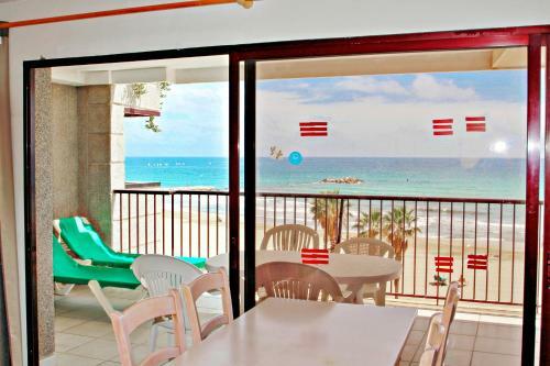 Ines-3 - Oceanfront Apartment In Calpe