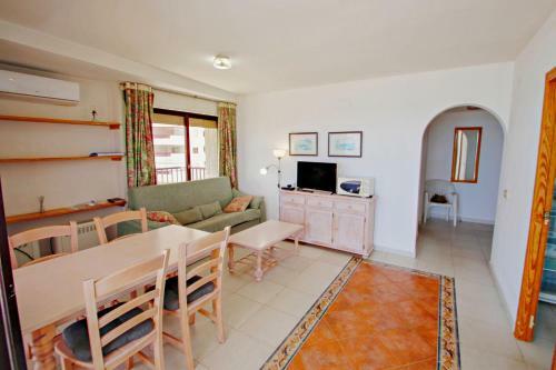 Ines-3 - Oceanfront Apartment In Calpe