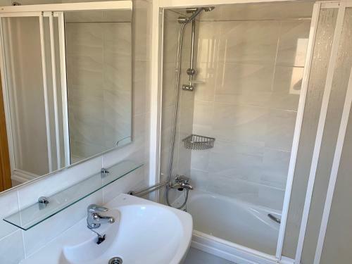 Apartamento Porto Azul 4