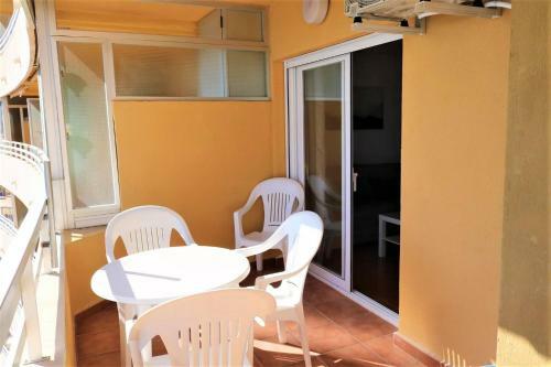 1 Bedroom Apartment With Sea Views