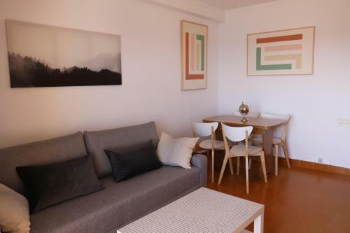 1 Bedroom Apartment With Sea Views
