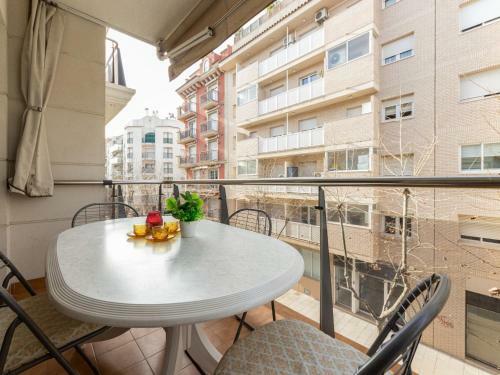 Apartment Eduard Toldra