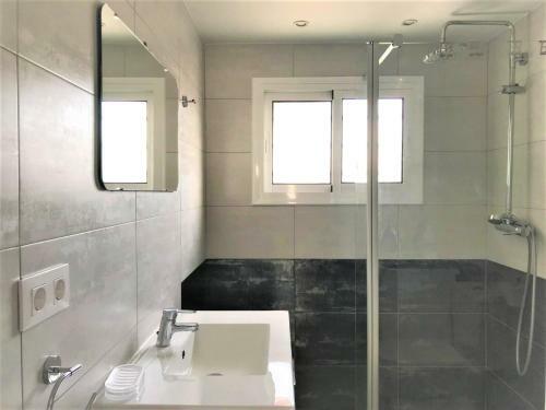 Apartamento Estudio Reformado En Zona Regueral - 123a