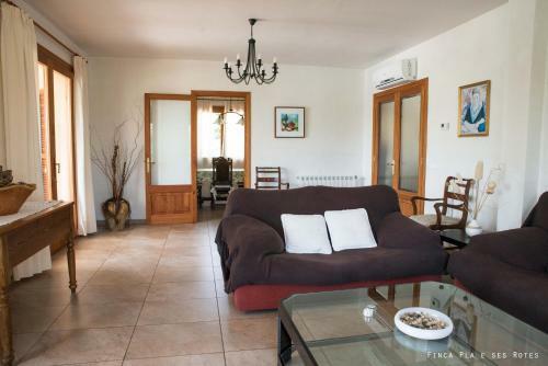 Villa Ses Rotes With Pool In Mallorca