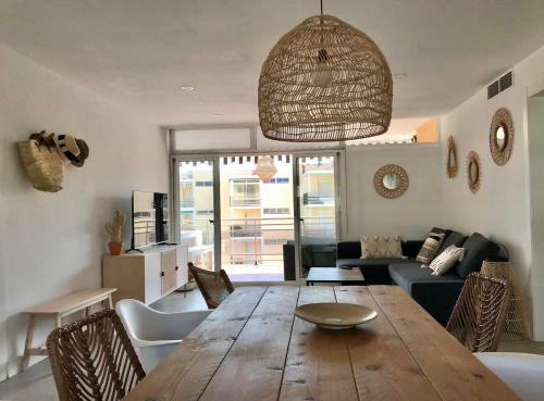 Apartamento Germ� Lluis Escofet I