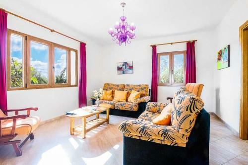 Campos Villa Sleeps 8 Pool Air Con Wifi