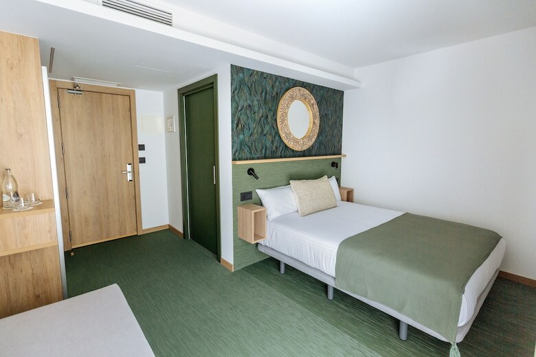 Hotel Ecos Del Sella