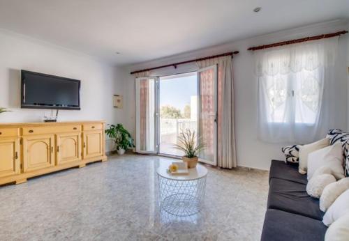 Can Picafort Holiday Home Sleeps 5 With Wifi