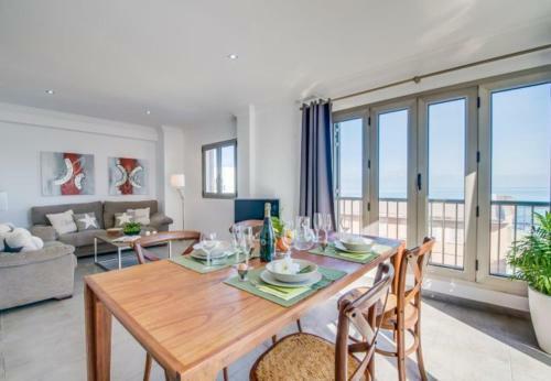 Apartment In Can Picafort Sleeps 4 With Air Con And Wifi