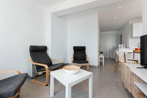 Yourhouse Monges Apartment With Sea Views