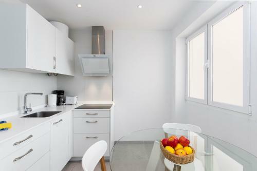 Yourhouse Monges Apartment With Sea Views