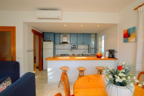 Apartamento Con Terraza Cerca Del Mar