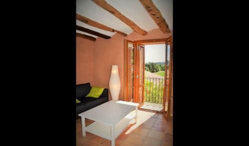 Capellades Apartment Sleeps 4 With Pool
