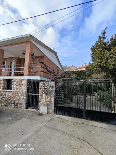 Chalet Individual A 40 Minutos de Madrid