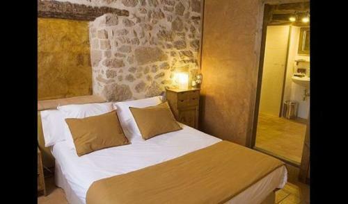 Cardona Villa Sleeps 17 With Pool