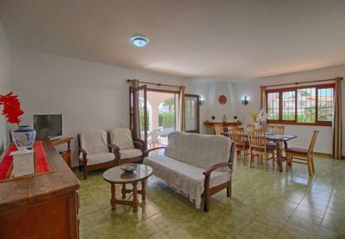 Casas de Torrat Villa Sleeps 7 Pool Air Con T792055
