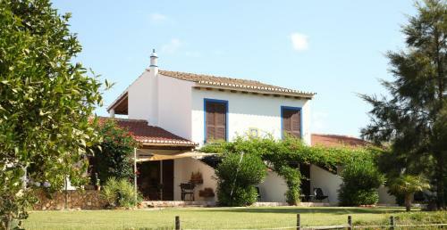 Hostal Quinta Do Rio Country Inn
