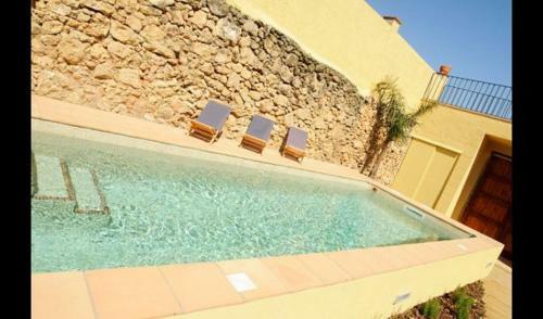 Sant Vicenc de Castellet Villa Sleeps 8 With Pool