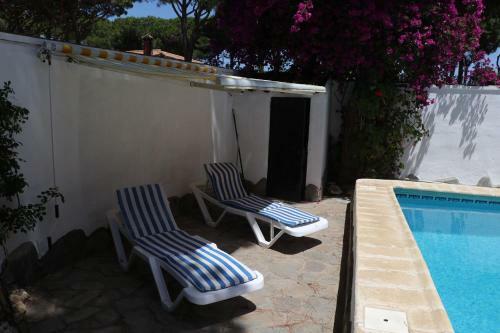 Chalet Montura Con Piscina
