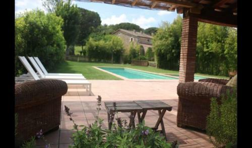 Celra Villa Sleeps 20 With Pool