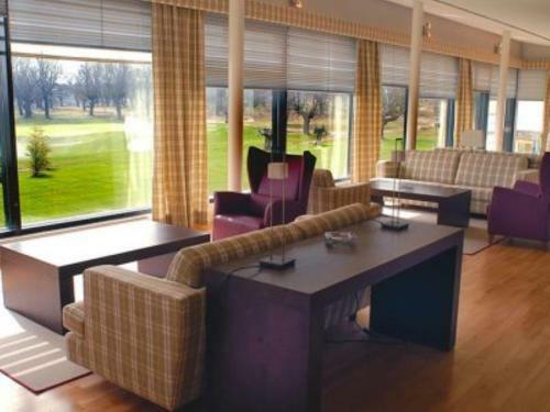 Apartamento D�plex de Lujo Golf Rioja Alta