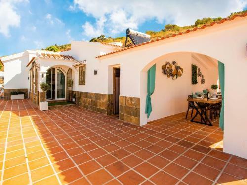 Swanky Villa In C�mpeta With Private Pool