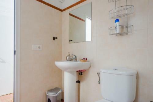 Calma Holiday Home
