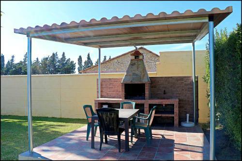 Casa En Roche Viejo Con Piscina Privada