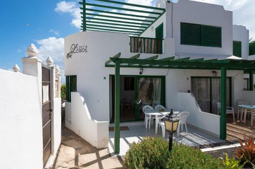 Apartment With Pool And Terrace 1 Min From The Beach