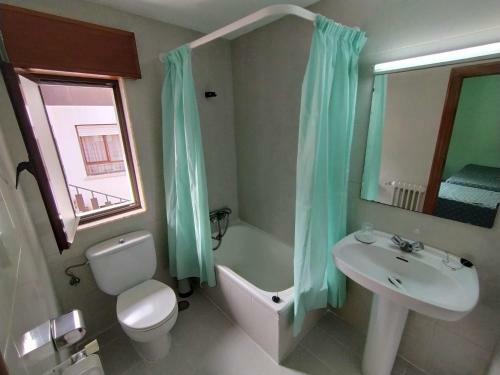 Hostal El Casta�u