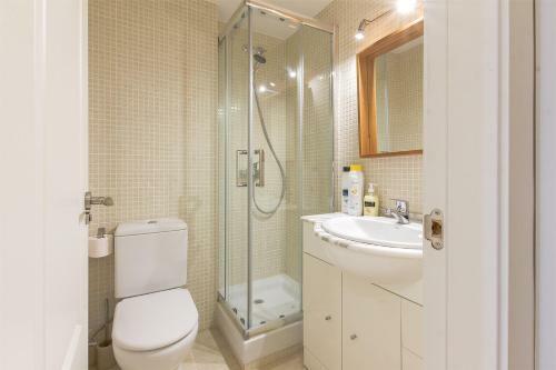 Inviting 2-bed Apartment In Denia First Beach Lin