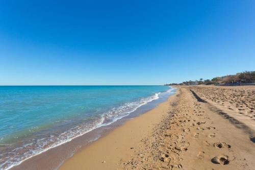 Denia Apartment Sleeps 4 Pool Air Con Wifi