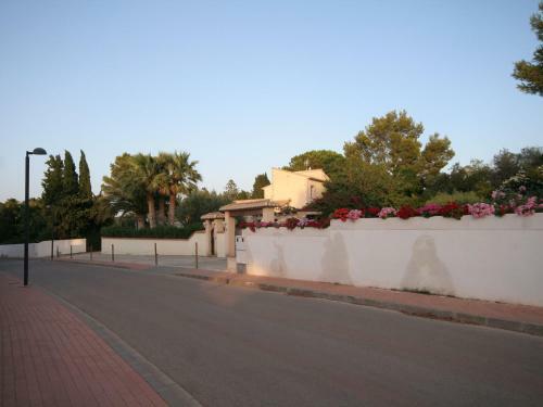 Luxurious Villa With Private Pool In Les Rotes