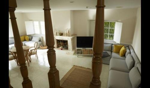 Villa In Gurb Sleeps 15 With Pool