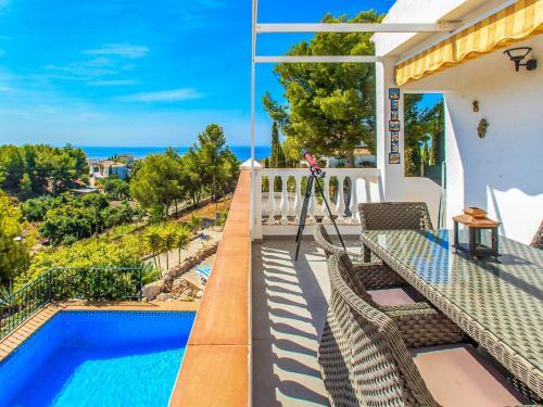 El Molino Villa Sleeps 8 With Pool And Air Con