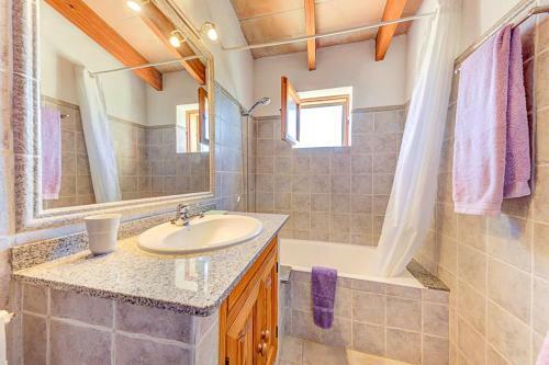 Port de Pollenca Villa Sleeps 4 With Pool And Air Con