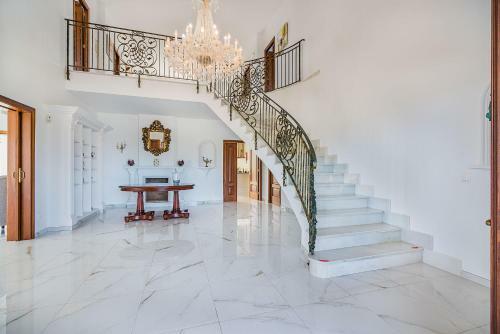 Villa Quiros 2