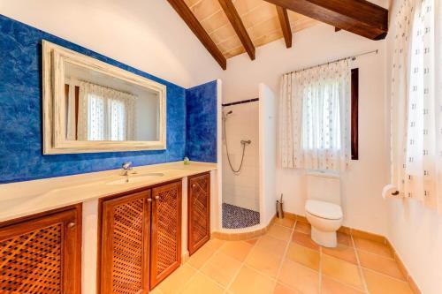 Port de Pollenca Villa Sleeps 6 With Pool Air Con And Wifi