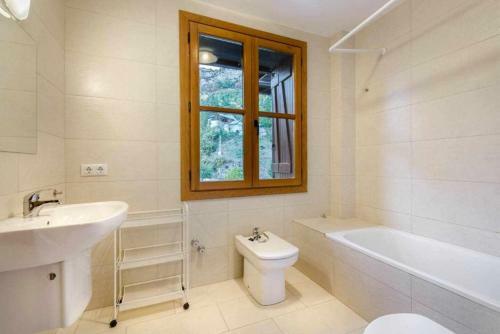 Apartamento Casa Escans� Chalet En Escarrilla