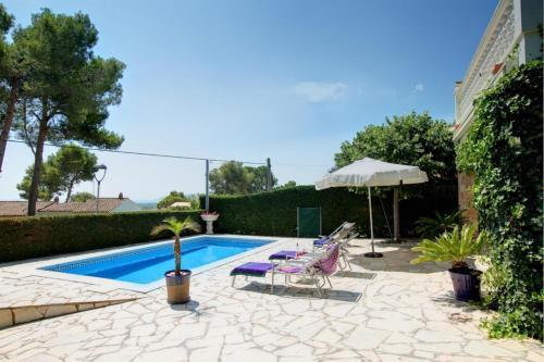 La Torre Vella Villa Sleeps 6 Pool