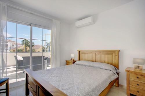 Bright & Spacious Apartment (Pa 7-6)