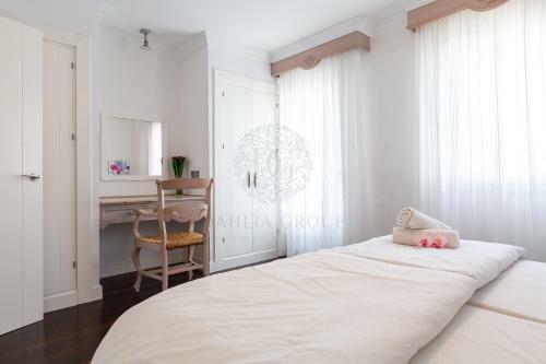 Belgravia Beach Apartments By Dahlia Group