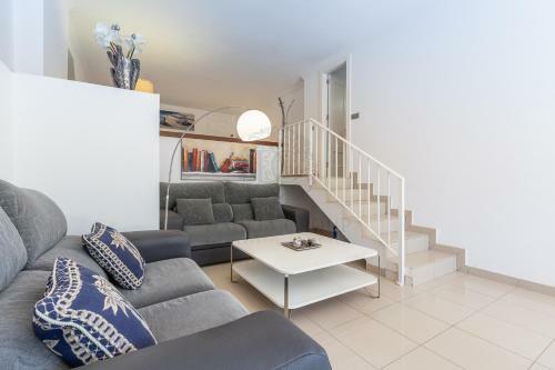 Belgravia Beach Apartments By Dahlia Group